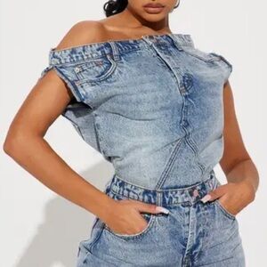 DENIM TOP NWOT Size Medium